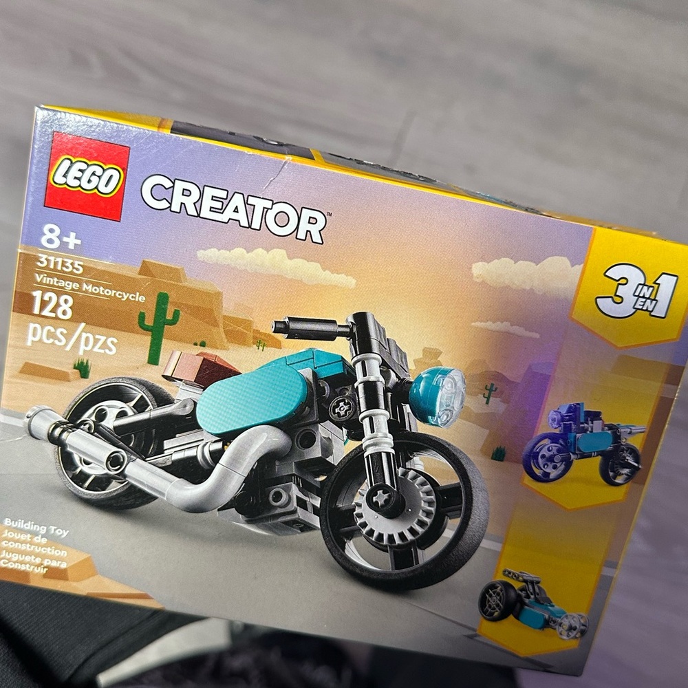 Racing legos